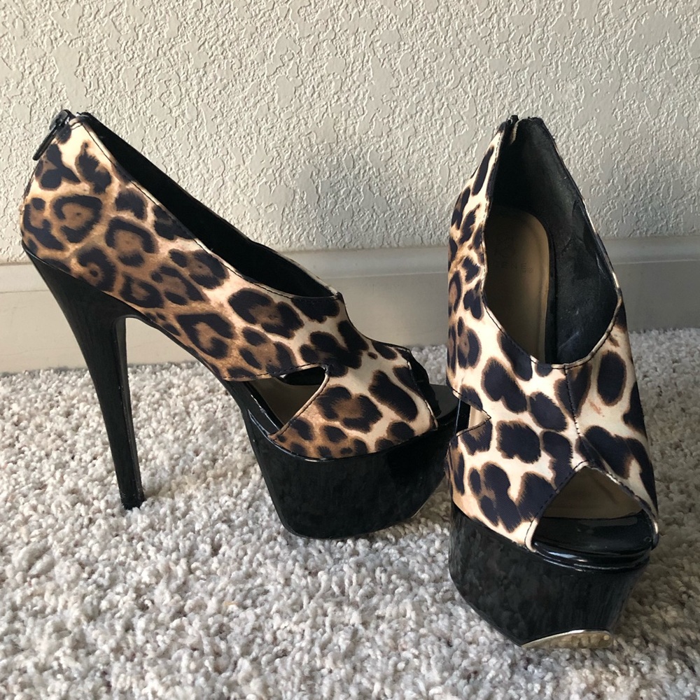 Platform Stiletto Pump